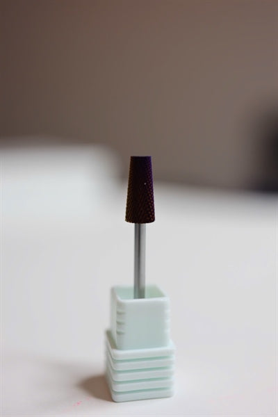 Zoom in Small Tapered Square 6.0 (F)
